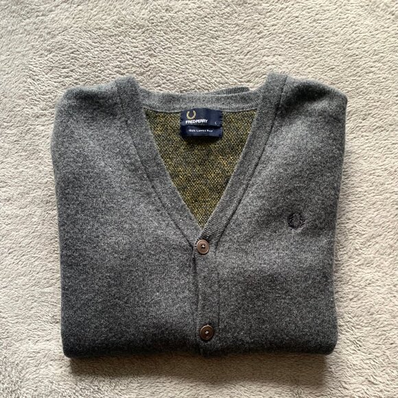 Fred Perry Cardigan Lambs Wool Argyle Sweater. Medium. - Picture 7 of 12